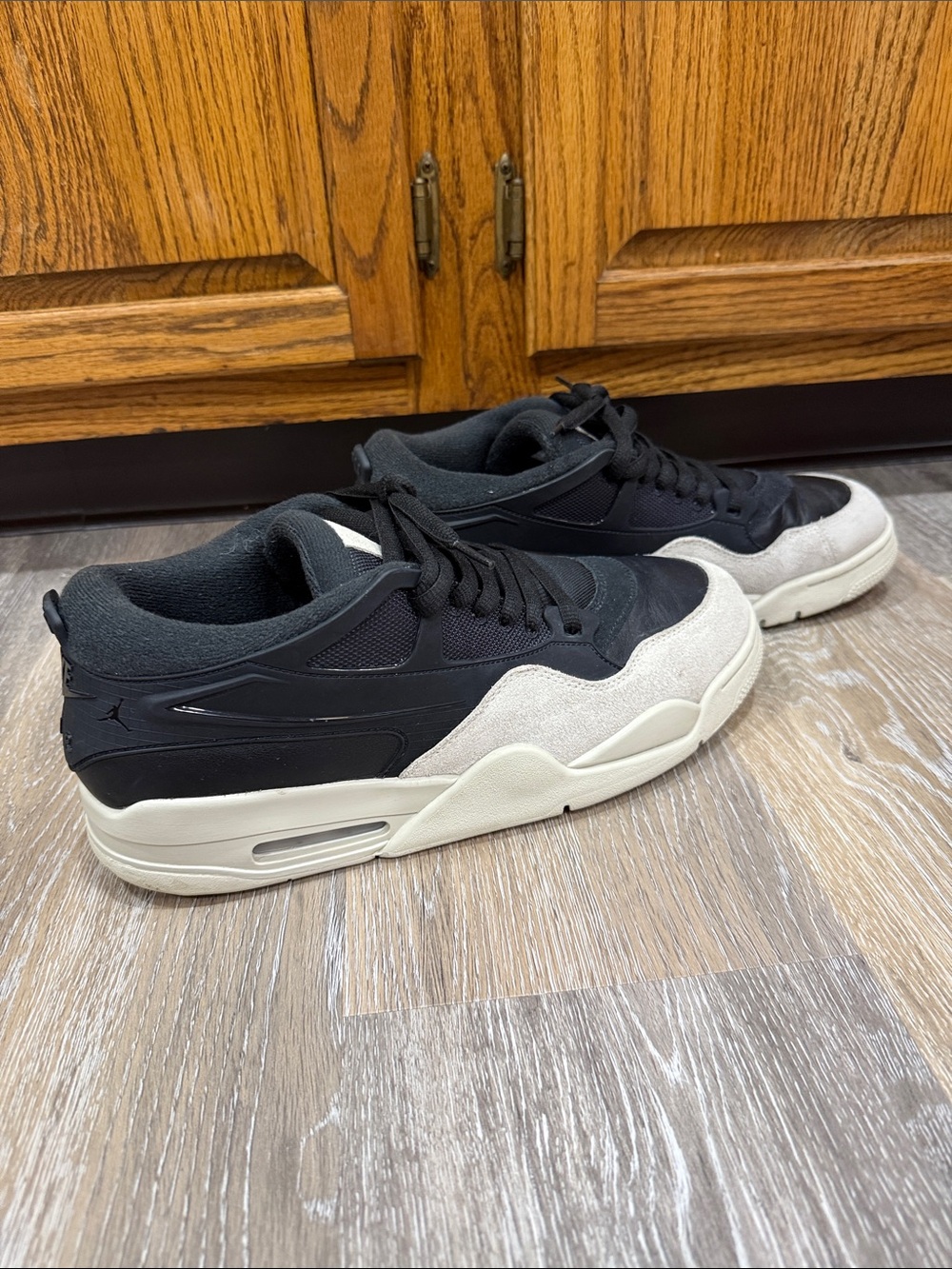 Jordan 4 RM black light bone Men's Black and Cream Low-Top Sneakers